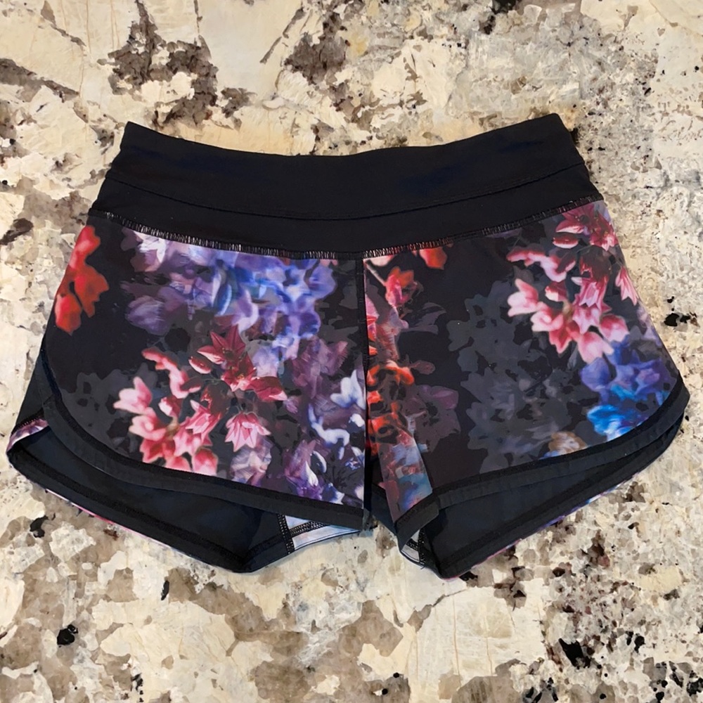 Size 4 Lululemon Short